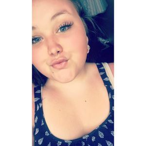 Meet your Posher, Abbigail